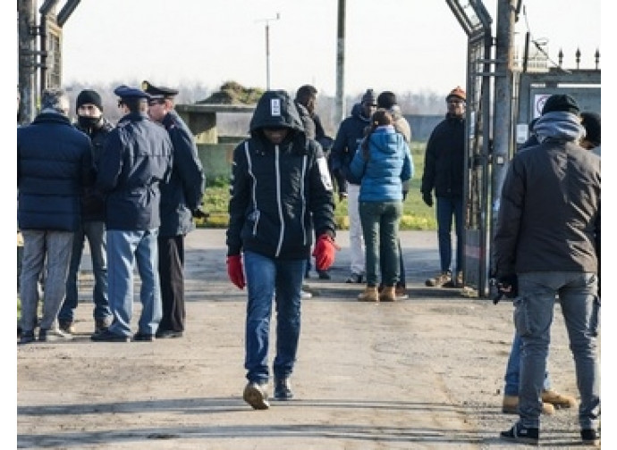 Centro di accoglienza per migranti